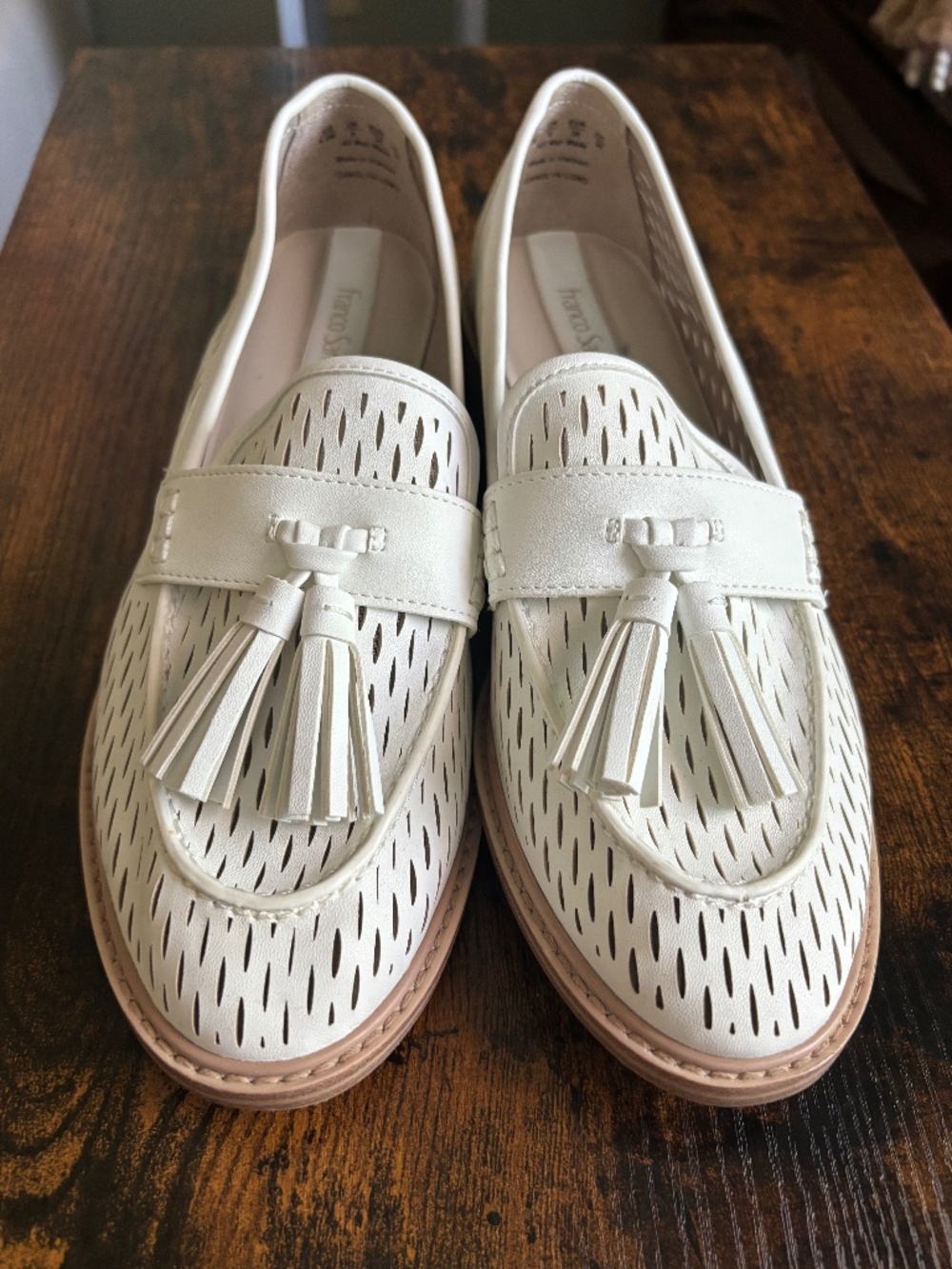 Franco Sarto Carolyn Low3 White Perforated Tassel Loafers 8.5M NWOB